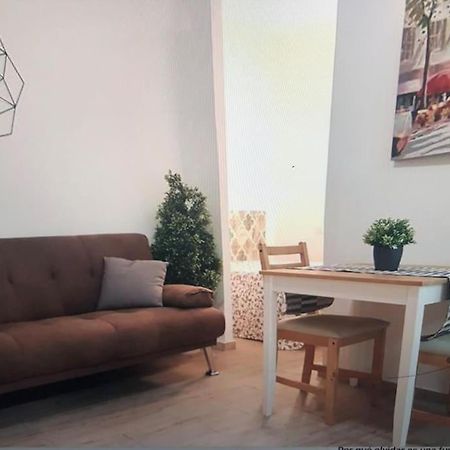Sebastian Elcano, Apartamento Para 2 Con Terraza, Metro Embajadores Madrid Exteriör bild